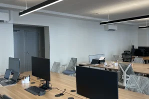 Open Space - 75001 - 6 postes - 450€
