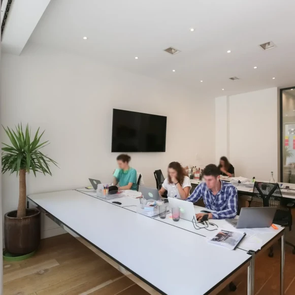 Espace indépendant 40 m² 12 postes Coworking Rue de Cléry Paris 75002 - photo 1