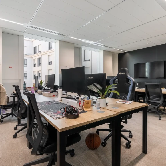Bureau privé 181 m² 35 postes Location bureau Rue Pablo Neruda Levallois-Perret 92300 - photo 11