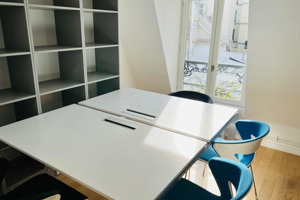 Bureau privé - 75017 - 24 postes - 10800€