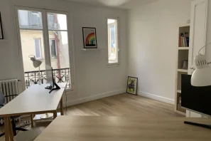 Bureau privé - 75002 - 4 postes - 985€