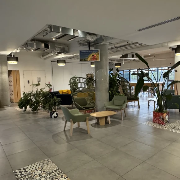 Open Space  4 postes Location bureau Rue René Clair Paris 75018 - photo 5