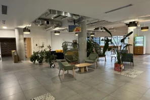 Open Space - 75018 - 4 postes - 270€