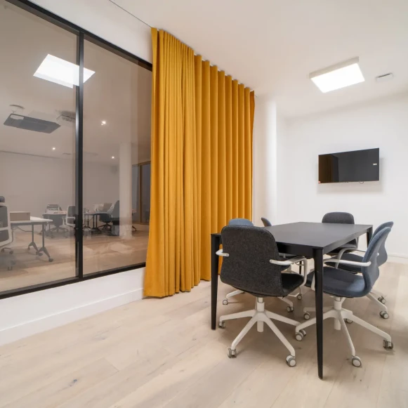 Open Space  20 postes Coworking Rue Nationale Lille 59800 - photo 3