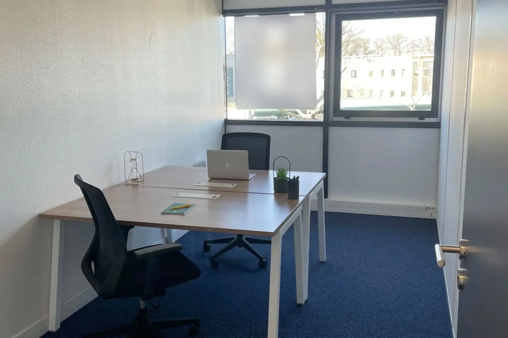 Bureau privé - 44300 - 2 postes - 520€