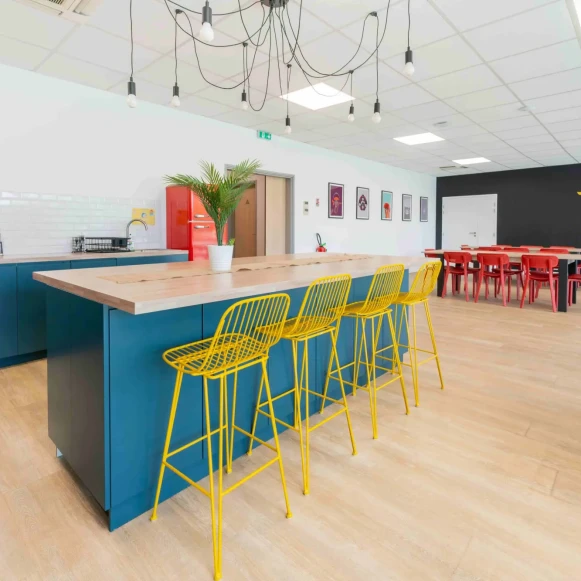 Bureau privé 10 m² 2 postes Location bureau Rue Evariste Galois Biot 06410 - photo 2