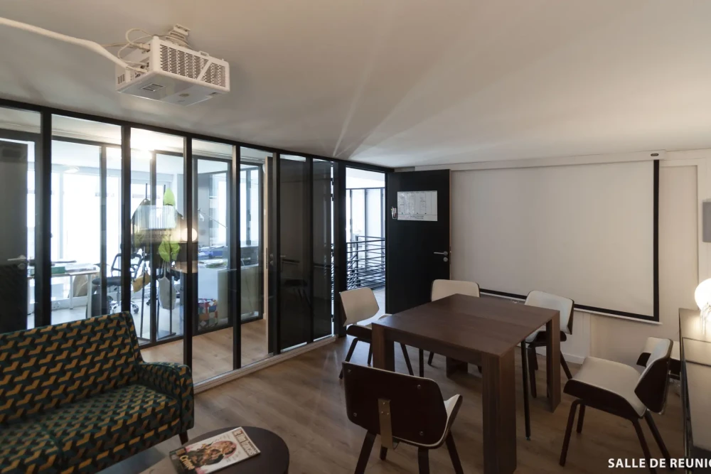 Bureau privé - 75020 - 5 postes - 1700€