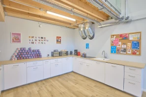 Bureau privé - 67000 - 6 postes - 910€