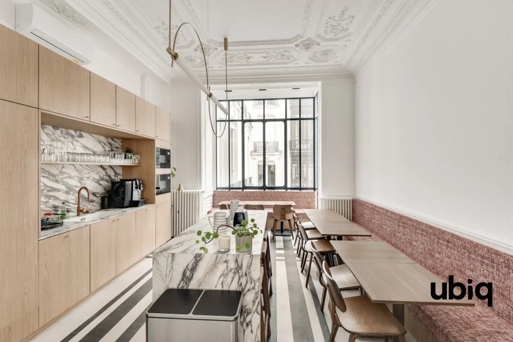 Espace indépendant - 75009 - 36 postes - 24500€