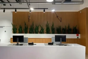 Bureau privé - 06200 - 7 postes - 2175€