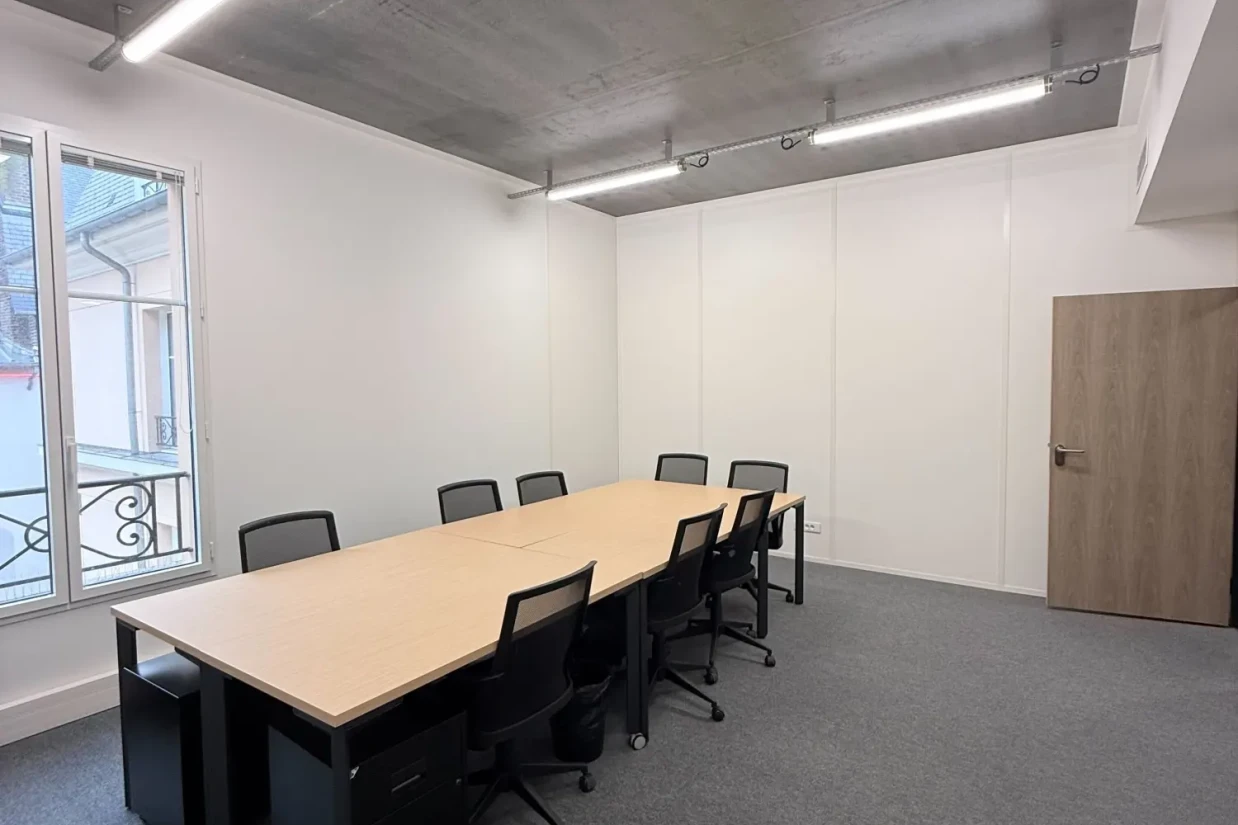 Bureau privé - 14800 - 8 postes - 3940€