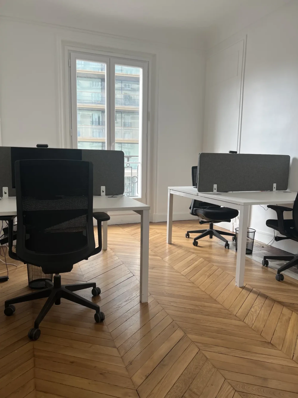 Espace indépendant - 92200 - 18 postes - 11700€