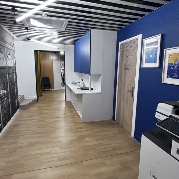 Bureau privé 13 m² 3 postes Location bureau Impasse Ampère La Roche-sur-Yon 85000 - photo 11