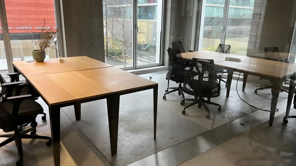 Bureau privé - 75018 - 20 postes - 3960€