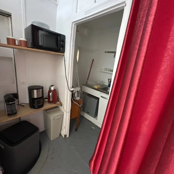 Bureau privé 15 m² 3 postes Location bureau Rue d'Hauteville Paris 75010 - photo 9