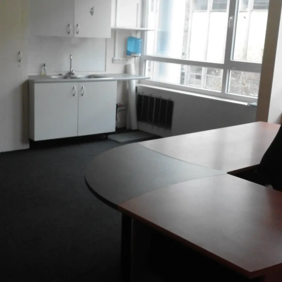 Bureau privé 60 m² 8 postes Coworking Avenue de Verdun Trilport 77470 - photo 7