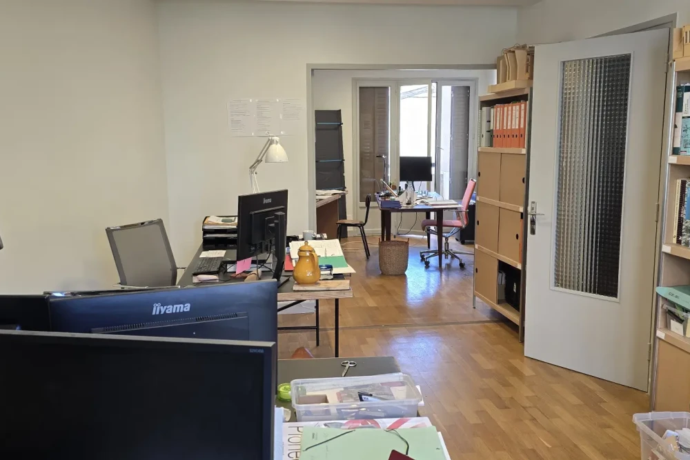 Bureau privé - 69003 - 2 postes - 520€