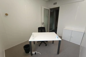 Bureau privé - 33800 - 1 poste - 645€