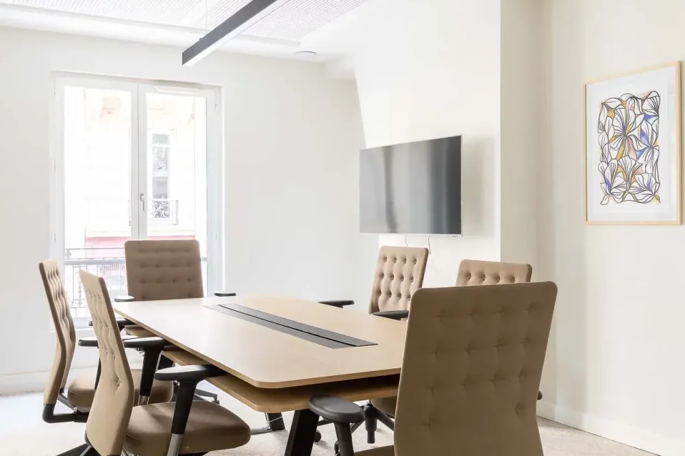 Espace indépendant - 75001 - 26 postes - 13500€