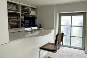 Open Space - 75007 - 2 postes - 700€