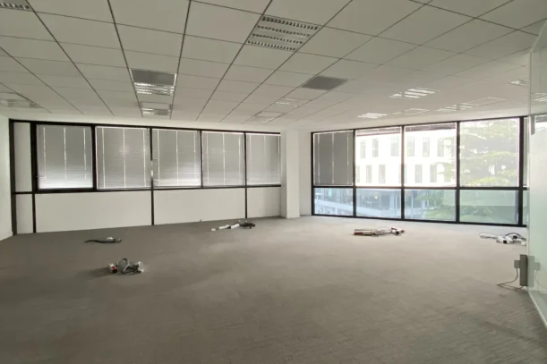 Bureau privé - 75017 - 21 postes - 3360€