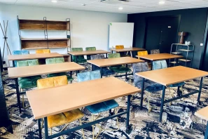 Bureau privé - 38100 - 6 postes - 1150€
