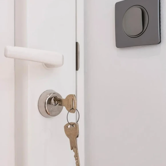 Espace indépendant 35 m² 6 postes Location bureau Rue du Faubourg Saint-Honoré Paris 75008 - photo 11