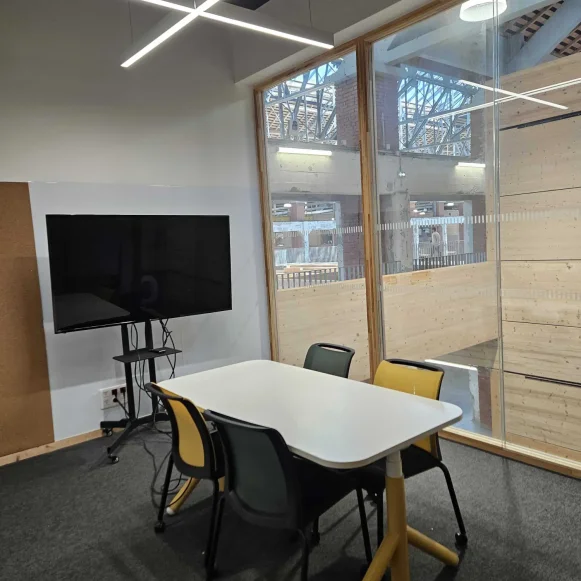 Bureau privé 300 m² 30 postes Coworking Avenue Louis Breguet Toulouse 31400 - photo 7