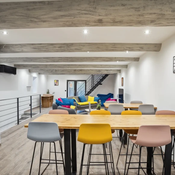 Bureau privé 30 m² 6 postes Location bureau Rue Neuve Sainte-Catherine Marseille 13007 - photo 7