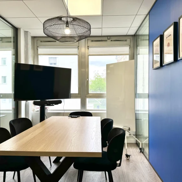 Espace indépendant 305 m² 47 postes Coworking Rue de la Brèche aux Loups Paris 75012 - photo 9