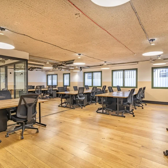 Bureau privé 66 m² 24 postes Location bureau Rue des Archives Paris 75003 - photo 2