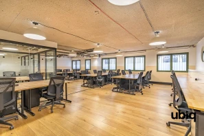 Bureau privé - 75003 - 24 postes - 13800€