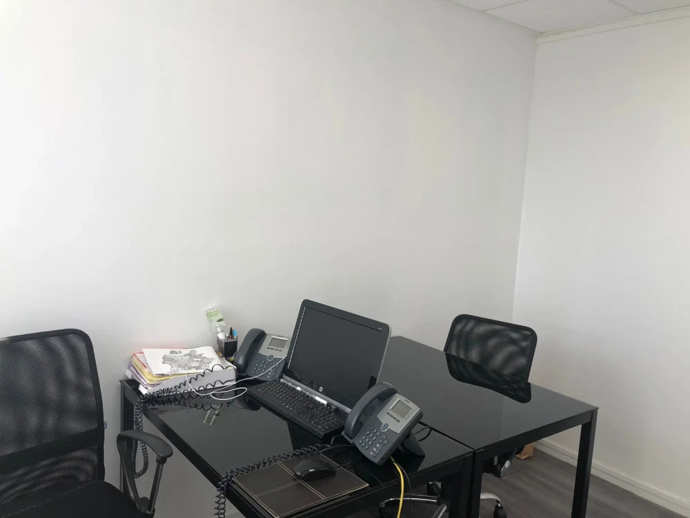 Bureau privé - 93500 - 2 postes - 500€