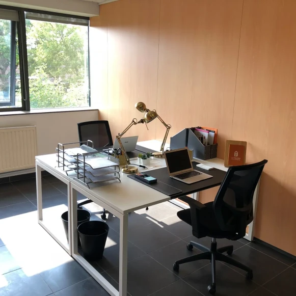 Bureau privé 16 m² 2 postes Location bureau Rue d'Armentières Bois-Grenier 59280 - photo 7