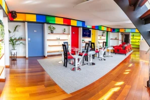 Open Space - 67100 - 1 poste - 199€