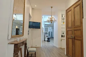 Bureau privé - 75004 - 6 postes - 3500€