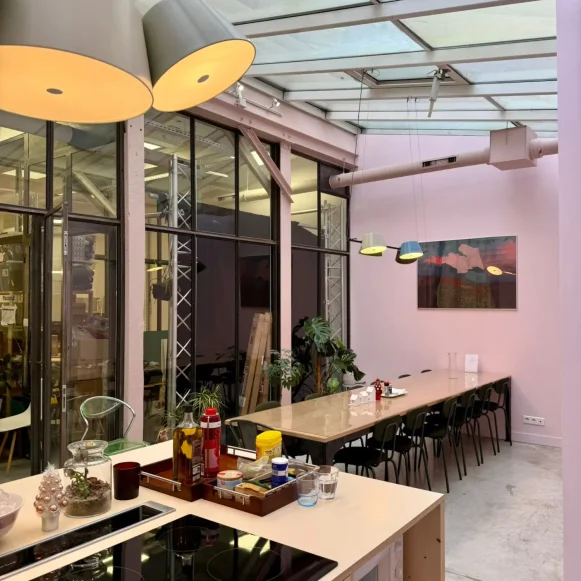 Espace indépendant 230 m² 32 postes Location bureau Rue de la Plaine Paris 75020 - photo 4