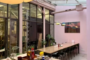 Espace indépendant - 75020 - 32 postes - 8300€