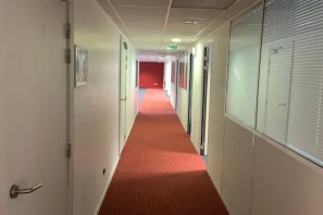 Espace indépendant - 92500 - 100 postes - 20684€