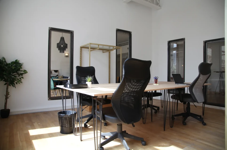 Bureaux and Co - Nouvelles Galeries