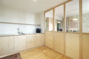 Bureau privé - 25000 - 4 postes - 890€