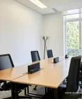 Bureau privé - 75013 - 5 postes - 1900€
