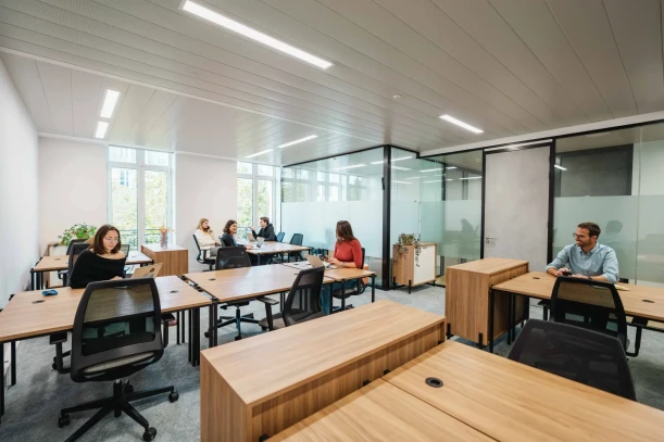 Bureau privé - 75008 - 35 postes - 31000€