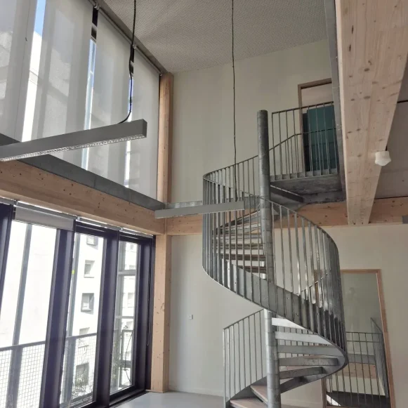 Bureau privé 89 m² 14 postes Coworking Rue de Srebrenica Paris 75020 - photo 11
