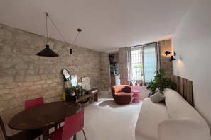 Open Space - 75010 - 2 postes - 350€