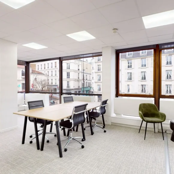Bureau privé 6 m² 2 postes Coworking Rue Royale Saint-Cloud 92210 - photo 1
