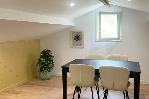 Bureau privé - 13110 - 2 postes - 430€