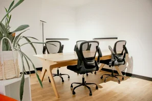 Espace indépendant - 75003 - 16 postes - 8000€
