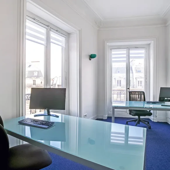 Bureau privé 15 m² 2 postes Coworking Avenue de l'Opéra Paris 75001 - photo 1