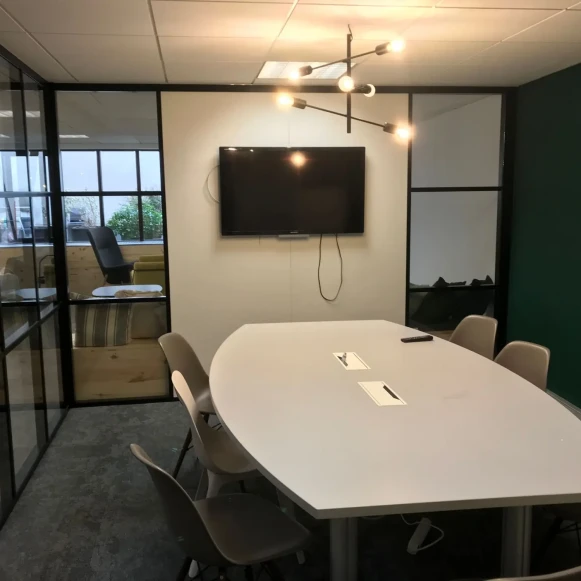 Bureau privé 42 m² 10 postes Coworking Rue de Rochechouart Paris 75009 - photo 8